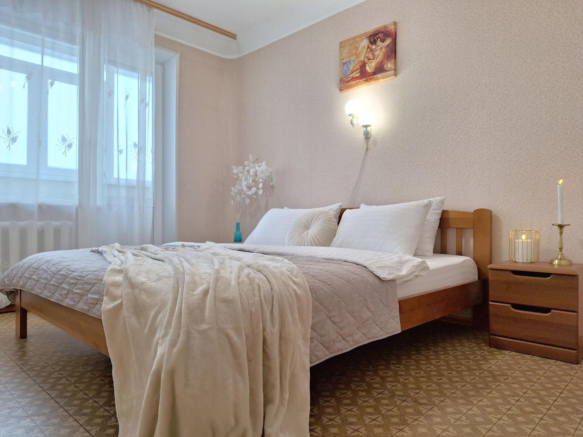 4 Ліжка З Балконом Документи Для Відряджень Мережа Alex Apartments Безконтатне Заселення 24-7 Poltava Luaran gambar