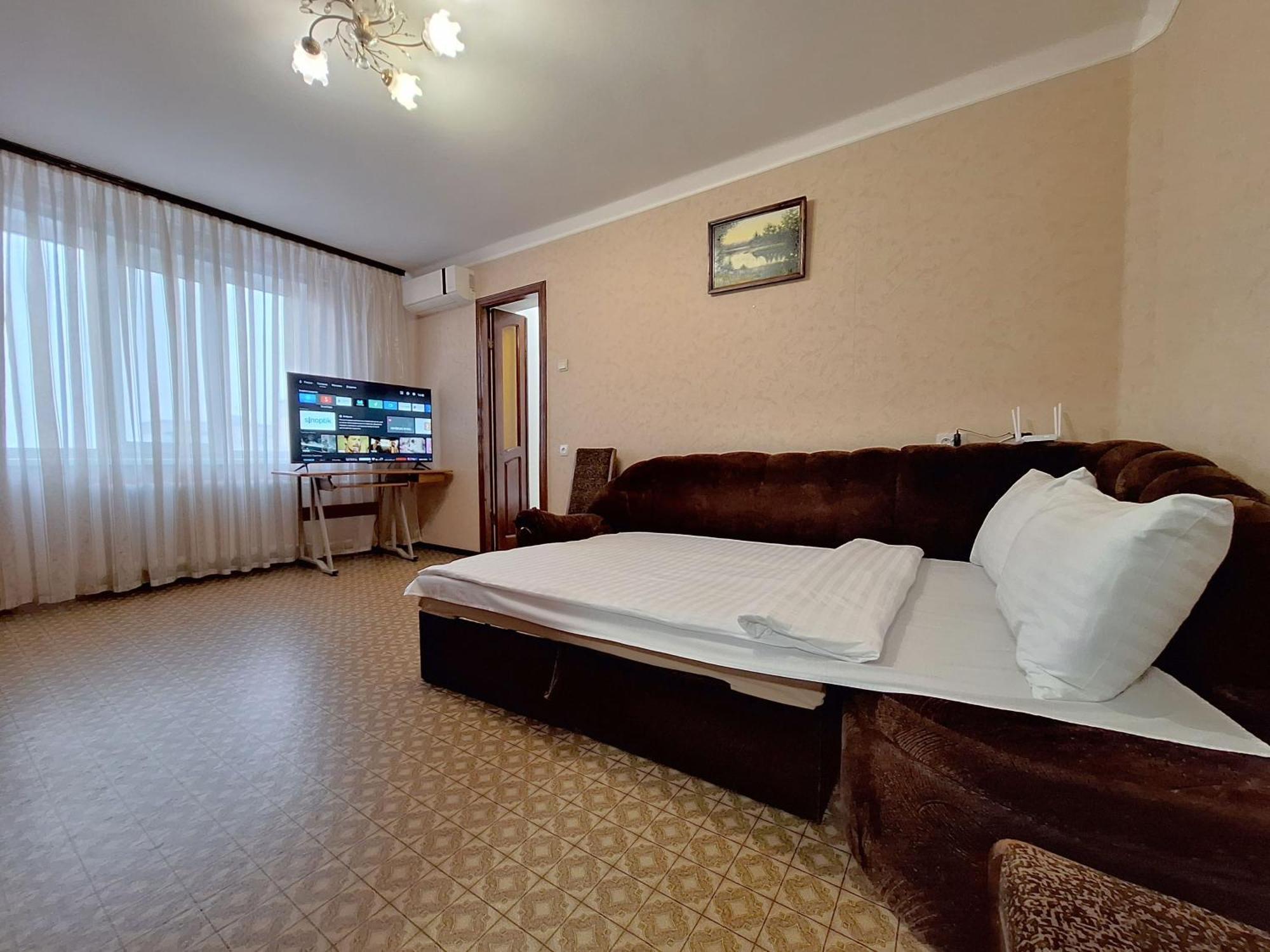 4 Ліжка З Балконом Документи Для Відряджень Мережа Alex Apartments Безконтатне Заселення 24-7 Poltava Luaran gambar